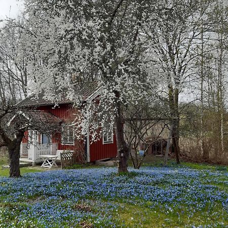 Roeda Stugan Pa Slinken Sala Exterior foto